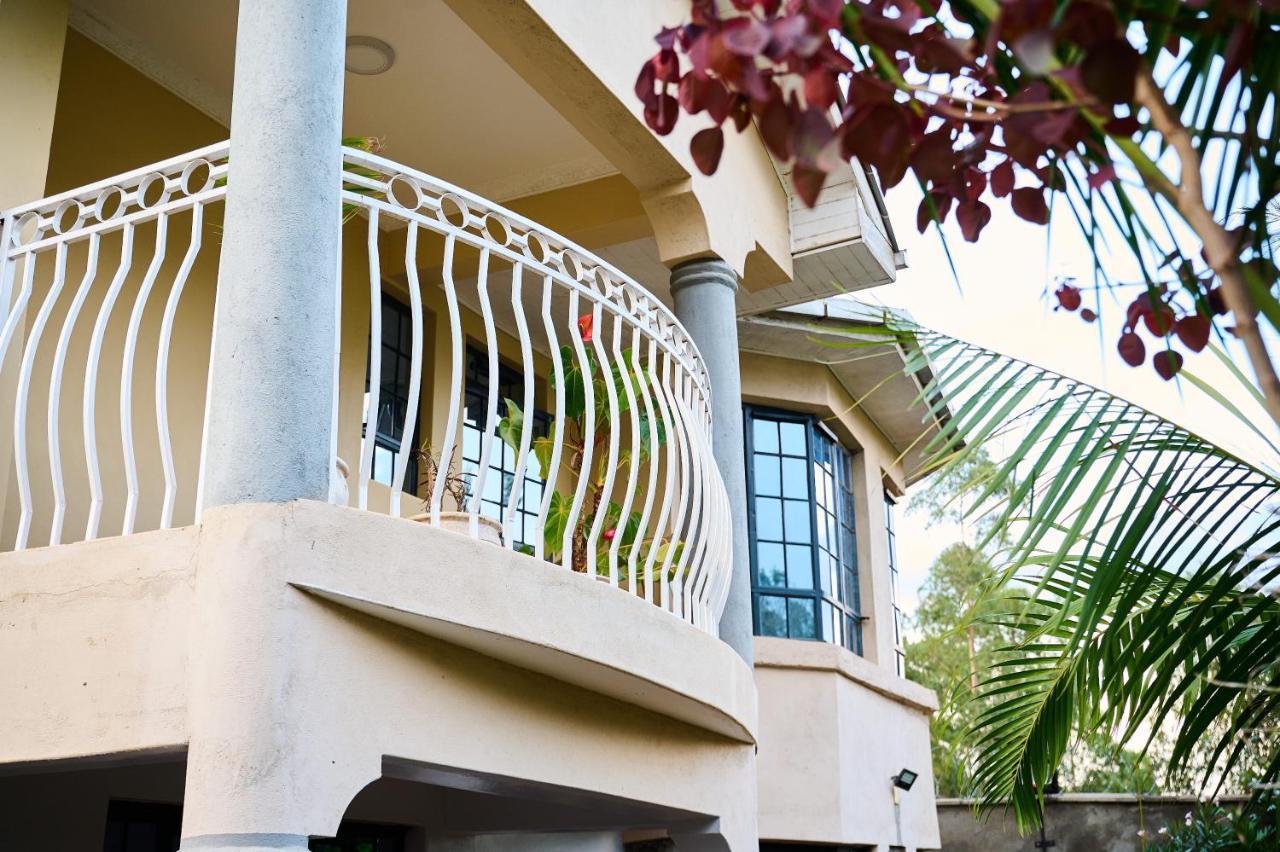 ניירובי Forget Your Worries In This Serene 5 Bedroom Villa In Ngong מראה חיצוני תמונה